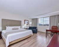 De Lujo cama King Size Krystal® Satélite María Bárbara Ciudad de México De Lujo cama King Size Krystal® Satélite María Bárbara Ciudad de México