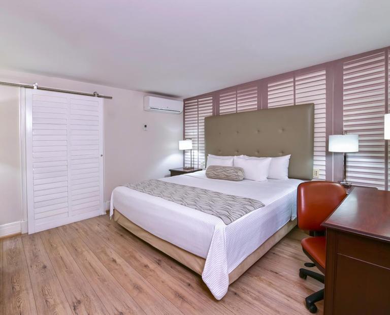 Estándar cama king size Krystal® Satélite María Bárbara Ciudad de México Estándar cama king size Krystal® Satélite María Bárbara Ciudad de México